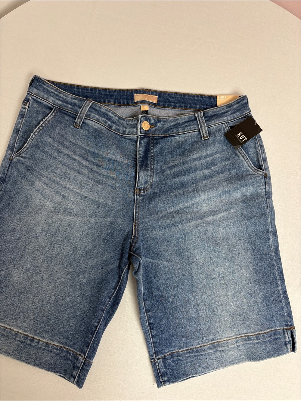 NWT KUT From The Kloth Natalie Bermuda Denim Shorts Size 18
